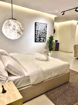 Modern studio with a kitchen and smart entry Vacation rental in Jeddah
