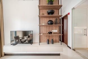 Luxury 2 Bed 2 Bath at Trizen by Resident Villas Vacation rental in Colombo