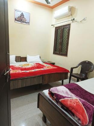 Bajrang bali guest house Vacation rental in Uttarakhand