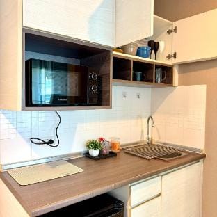 Cozy Sea View Apartment Beachfront Peaceful Escape Vacation rental in Pattaya City