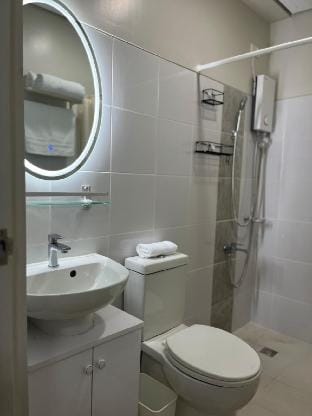 Aspen Suites Condo Vacation rental in Davao City