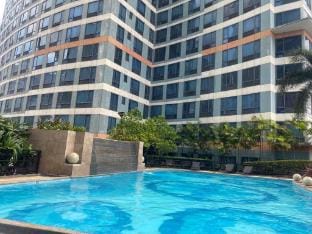 Stunning Suite 10 Steps from Eastwood Mall Vacation rental in Pasig
