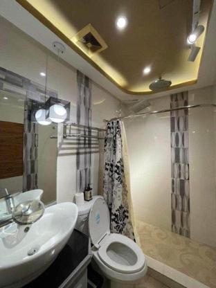 Awesome Condo Beside Eastwood Mall Vacation rental in Pasig