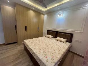Chic Cozy Stay Near Everything Vacation rental in Punjab, India