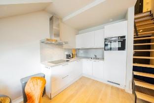 Harborview Stays 2BDR Apartment Vacation rental in Rotterdam