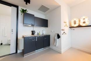 Rustic Retreat 1HC Studio BHD - 25 SQM Vacation rental in Rotterdam