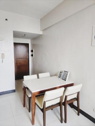 Mactan Newtown One Pacific and Swimming Pool Vacation rental in Lapu-Lapu City