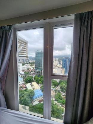 solinea Luxe pool stay city nest Vacation rental in Lapu-Lapu City