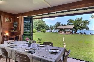 Fare Heimery -  Plage privée Vacation rental in Moorea-Maiao