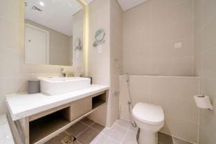 Modern Studio Retreat in the Heart of Business Bay Vacation rental in Dubai