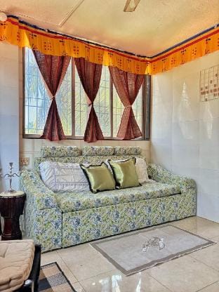 Oracle - Terrace Home: Bandra Vacation rental in Mumbai