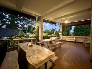 Hostel KARMA by SEAOM Villas Vacation rental in Tampaksiring