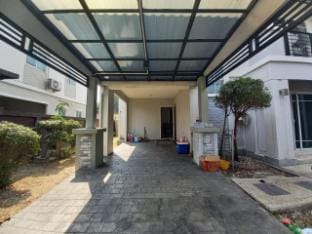The Plant Light Thiwanon Vacation rental in Laos