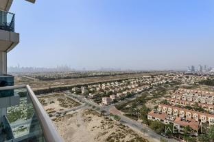 Relaxing and Fancy Studio Apt with City View Vacation rental in Dubai