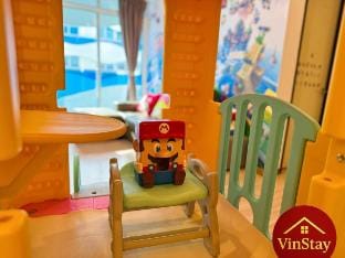 The Wave 6Pax【Super Mario Theme】100寸投影大荧幕|小孩滑梯|游戏机 Vacation rental in Malacca