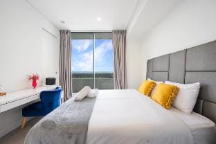Metawise Executive 2-Bed Stadium View With Parking Vacation rental in Lidcombe