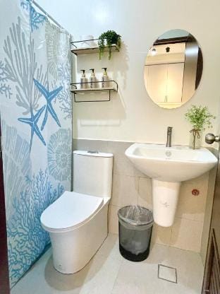 Cloud Nine w Balcony Near IT Park Pool WiFi Vacation rental in Lapu-Lapu City