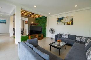 Villa for yourself 15 miniutes to Unawatuna beach Vacation rental in Galle