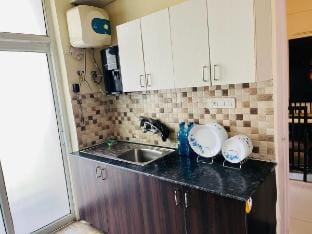 Charming Stay Flat Lucknow@3BHK with Swimming Pool Vacation rental in Lucknow