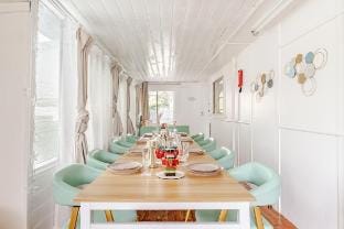 【Fairywood retreat】@Central Coast w/XL Jacuzzi&Fun Vacation rental in Central Coast