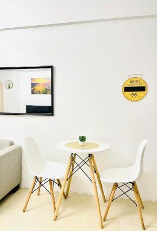 Condo in I.T. Park w/ pool Vacation rental in Lapu-Lapu City