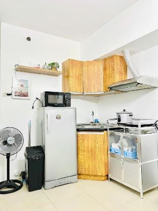Condo in I.T. Park w/ pool Vacation rental in Lapu-Lapu City