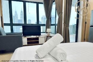 [ITO] KLCC KL tower view 2px 5mins bukit bintang Vacation rental in Federal Territory of Kuala Lumpur