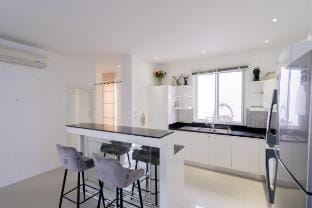 Hua Hin Paradise Villa Falcon Hill - Pets Friendly Vacation rental in Nong Kae
