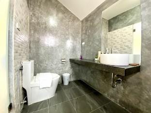 Comfy Cabin In Nature Vacation rental in Chalong