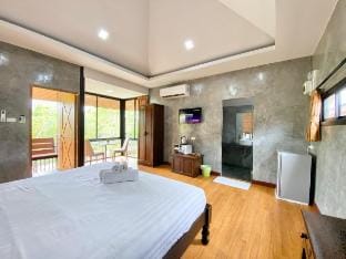 Cozy Peaceful Room In Nature Vacation rental in Chalong
