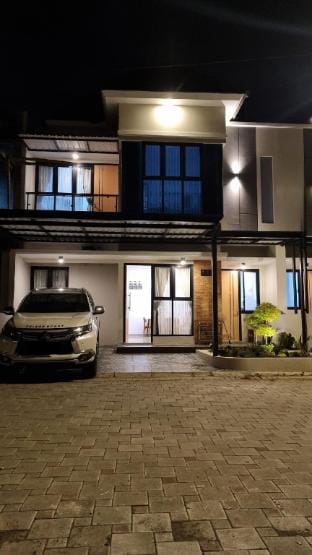 Bgs Homestay Vacation rental in Special Region of Yogyakarta