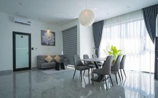 Dreams Homestay with Full Kitchen - Big Lounge Vacation rental in Laos
