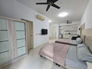 Family Suite Greenfield  Near Paradigm (Netflix) Vacation rental in Johor Bahru
