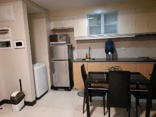 101 Newport Manila Condo, Near NAIA T3-Unit C1 8k Vacation rental in Pasay
