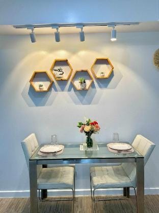 Azure 2BR Beach View Vacation rental in Paranaque