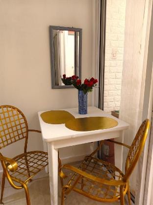 Azure 1BR Red Room Vacation rental in Paranaque