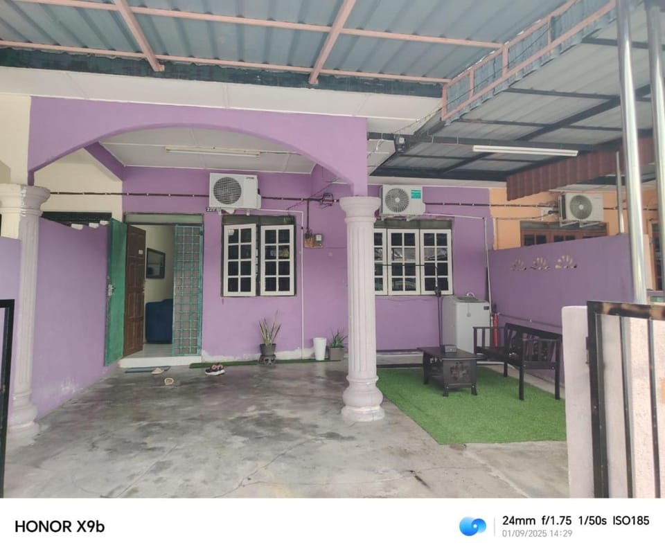 Ed@manjung homestay  Vacation rental in Perak