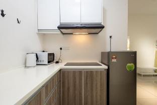 Projector | Netflix | 2 parking | Pool | Sauna | Vacation rental in Ipoh