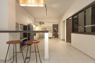 Yenny Hideout | 4 bedroom 3Bath | Smart TV Vacation rental in Ipoh