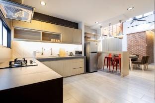 Yenny Cottage | WiFi | Canning | 2 parking|SmartTV Vacation rental in Ipoh