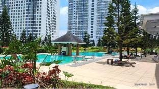 Enjoy the Windy, Chilly & Foggy Staycation Vacation rental in Quezon City