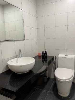 Chamber Rock by AZ Line.
(Bathtub+Projector) Vacation rental in Federal Territory of Kuala Lumpur