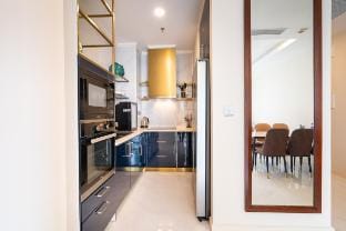 The Rixx Stunning 3 bedrooms/Netflix/pool/gym/kids Vacation rental in Ho Chi Minh City