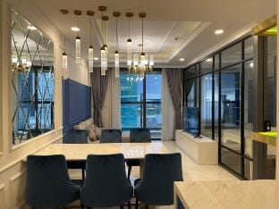 The Rixx Combo/group of 12+@Madison/D1/JapanTown Vacation rental in Ho Chi Minh City