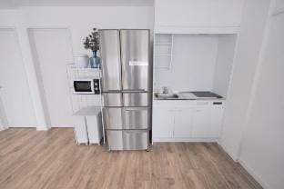 Shibuya Cityの広々アパート/幡ヶ谷駅徒歩10分/10名宿泊OK/トイレ2・バス2・寝室2 Vacation rental in Shibuya
