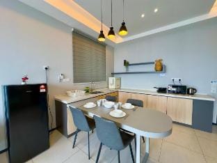 Urban Suites @ The Summit Georgetown Vacation rental in George Town
