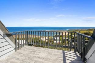 Marengo Views: 180-Degree Panoramic Ocean Views Vacation rental in Apollo Bay