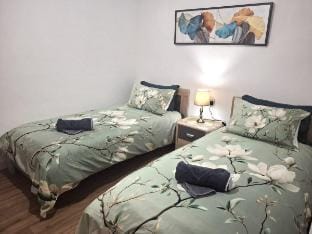 Cherry Blossom Apt Courtyard-5min Walk to Centre Vacation rental in Malta