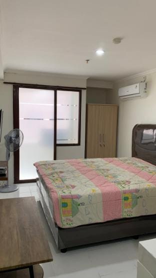 Rent Apartment Sentraland Tower Santorini Vacation rental in Indonesia