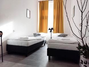Private double bed room Vacation rental in Prague